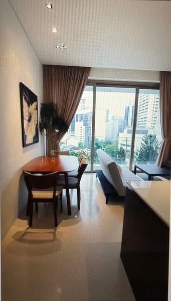 Scotts Square, 8 Scotts Road, 1 Bedroom, 635 sqft, Apartment For Sale, by Iris Lim, 24609772 - Coming in from main door - PropertyGuru.com.sg