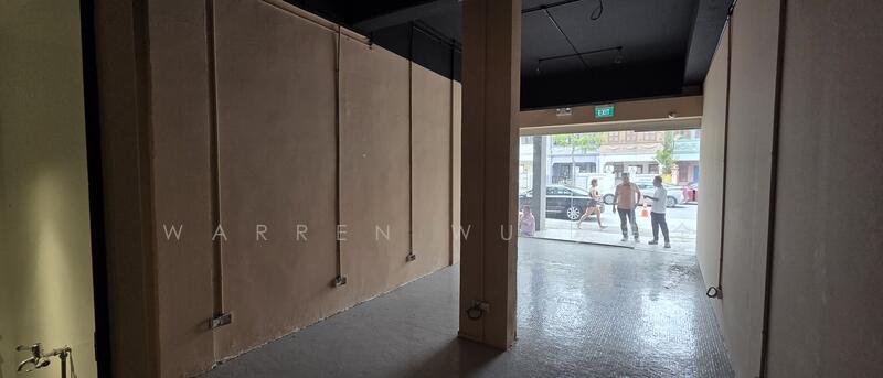 Rarely available. Hoot Kiam road shop for rent, , 450 sqft, Shop / Shophouse For Rent, by Warren Wu 吴晋全, 24610195 - CommercialGuru.com.sg