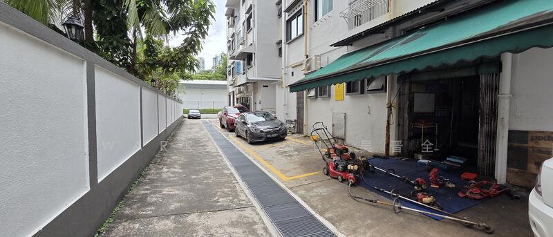 Rarely available. Hoot Kiam road shop for rent, , 450 sqft, Shop / Shophouse For Rent, by Warren Wu 吴晋全, 24610195 - CommercialGuru.com.sg
