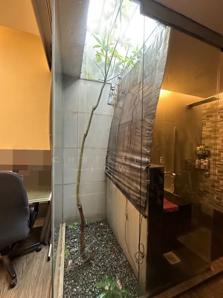 For Sale - D21 Beautiful 99yr Inter-Terrace with Back Garden Park 2 cars