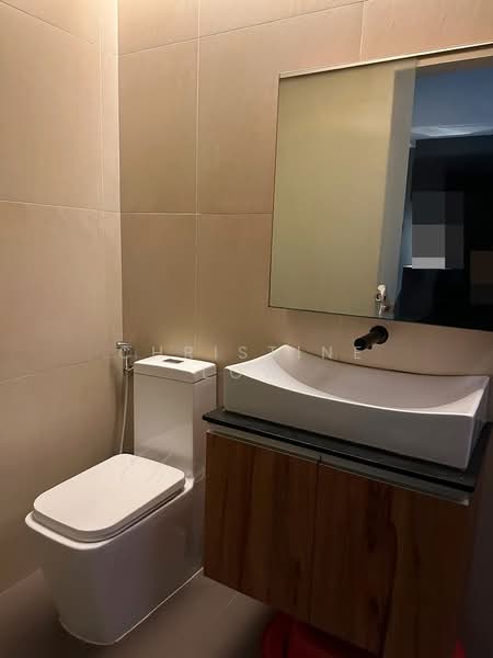 For Sale - D21 Beautiful 99yr Inter-Terrace with Back Garden Park 2 cars