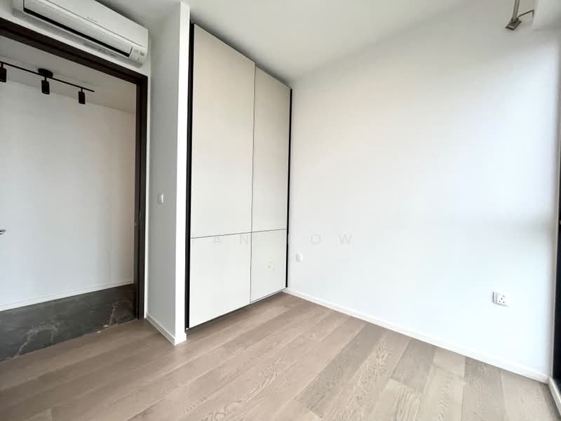 Avenue South Residence, 11 Silat Avenue, 3 Bedrooms, 947 sqft, Condominium For Rent, by Ian Low, 24611006 - 3rd bedroom pic 2 - PropertyGuru.com.sg