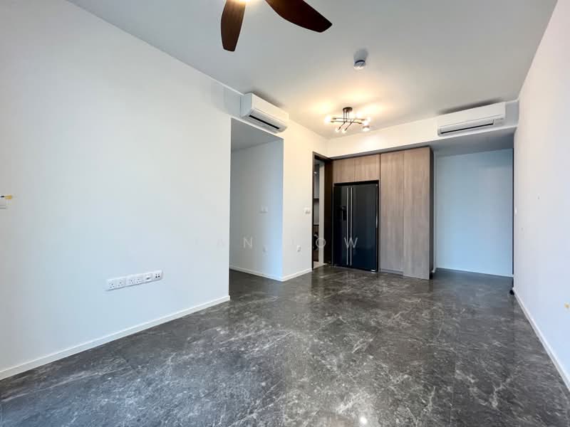 Avenue South Residence, 11 Silat Avenue, 3 Bedrooms, 947 sqft, Condominium For Rent, by Ian Low, 24611006 - Living / dining room pic 4 - PropertyGuru.com.sg