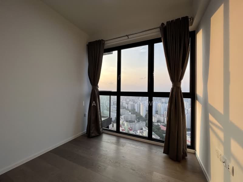Avenue South Residence, 11 Silat Avenue, 3 Bedrooms, 947 sqft, Condominium For Rent, by Ian Low, 24611006 - 3rd bedroom - PropertyGuru.com.sg