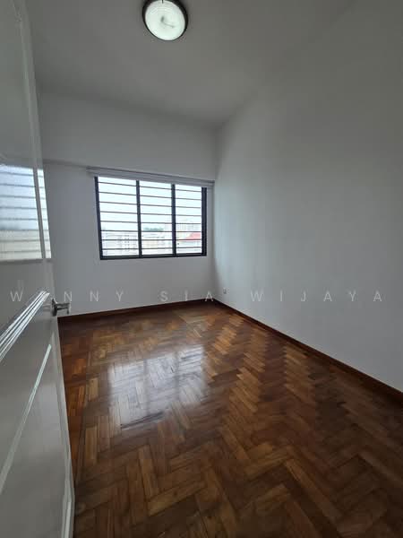 Harbour View Towers, 21 Telok Blangah Drive, 3 Bedrooms, 1,205 sqft, Condominium For Sale, by Wenny Sia Wijaya, 24612474 - PropertyGuru.com.sg