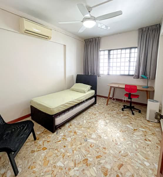 270 Tampines Street 21, 270 Tampines Street 21, Room Rental, 120 sqft, HDB Flat For Rent, by Julynn Goh, 24612621 - Common Room 2 - PropertyGuru.com.sg