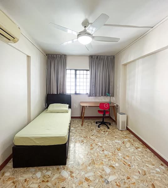 270 Tampines Street 21, 270 Tampines Street 21, Room Rental, 120 sqft, HDB Flat For Rent, by Julynn Goh, 24612621 - Common Room 2 - PropertyGuru.com.sg