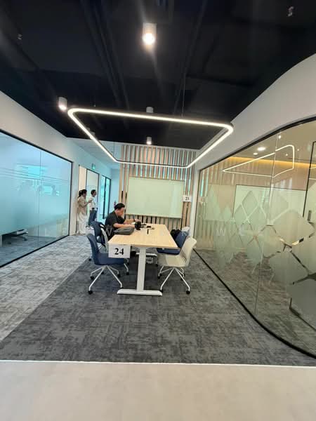 Fitted office / lab / demo showcase @ Ubi 4 mins walk to mrt station, Ubi, 5,200 sqft, Light Industrial (B1) For Rent, by Leow Kok Wee, 24613109 - CommercialGuru.com.sg