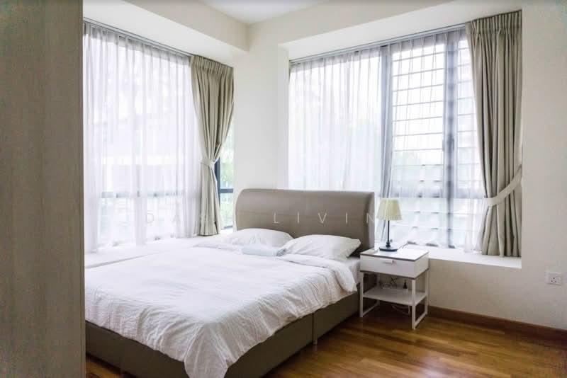 For Rent - The Estrella