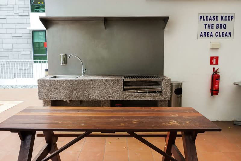 For Rent - The Estrella