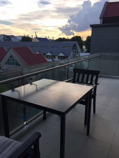 The Estrella, 342 PASIR PANJANG ROAD, 3 Bedrooms, 1,311 sqft, Condominium For Rent, by Dash Living, 24613262 - balcony - PropertyGuru.com.sg