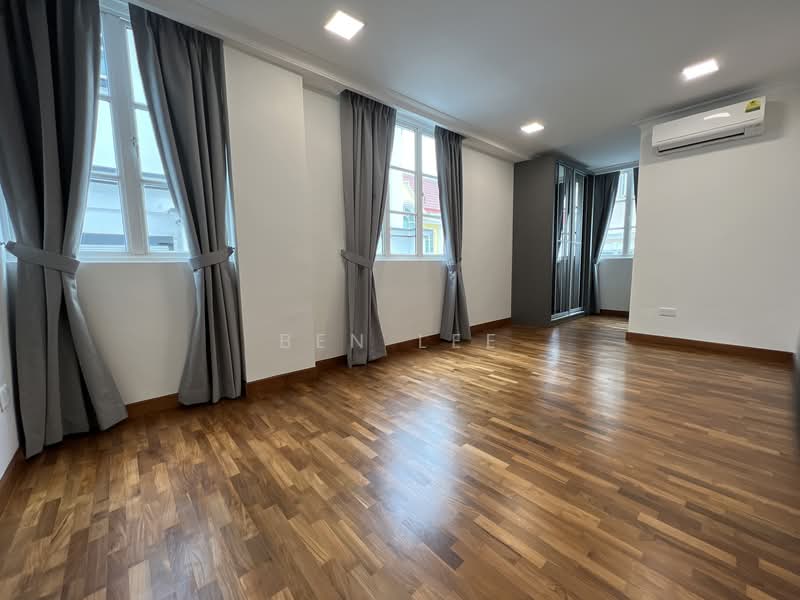 Burgundy drive Semi-Detached House For Sale at S$ 3,680,000 | PropertyGuru Singapore