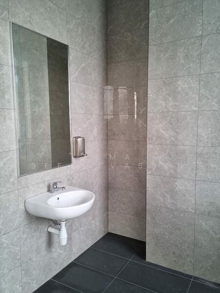 REVV, 1 Corporation Drive, Boon Lay / Jurong / Tuas, 1,755 sqft, Factory / Workshop (B2) For Sale, by Isma Seeneevassen, 24613478 - CommercialGuru.com.sg