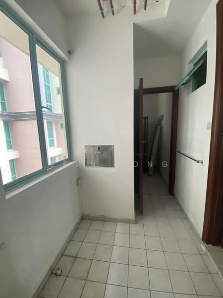 Hazel Park Condo, 27 Hazel Park Terrace, 3 Bedrooms, 1,335 sqft, Condominium For Rent, by Sean Wong, 24613803 - PropertyGuru.com.sg