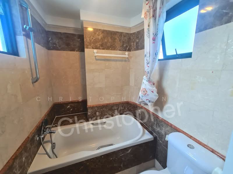 Surrey Court, Newton, Surrey, Lincoln Rd, Thomson, Novena MRT, 2 Bedrooms, 800 sqft, Apartment For Rent, by Christopher Ngo, 24614054 - PropertyGuru.com.sg