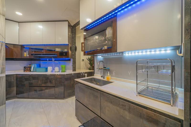 The Petals, Hillview Avenue, Dairy Farm / Bukit Panjang / Choa Chu Kang, 3 Bedrooms, 1,593 sqft, Condominium For Sale, by Chiew Jie Yi, 24614608 - Kitchen - PropertyGuru.com.sg