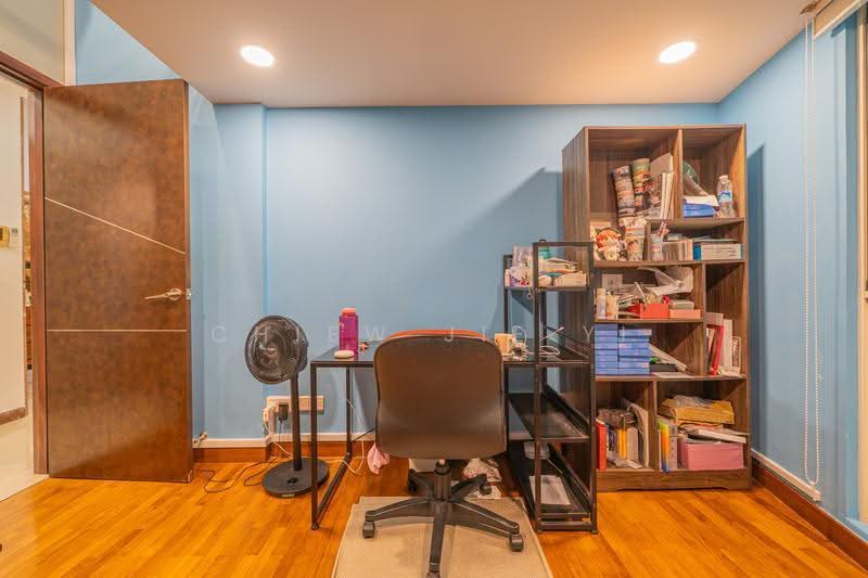 The Petals, Hillview Avenue, Dairy Farm / Bukit Panjang / Choa Chu Kang, 3 Bedrooms, 1,593 sqft, Condominium For Sale, by Chiew Jie Yi, 24614608 - Study - PropertyGuru.com.sg