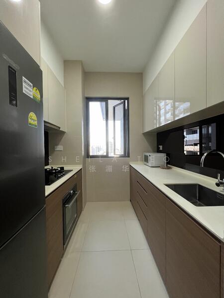 Well-equipped kitchen
