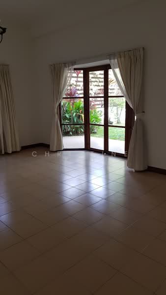 Tudor Close, Tudor Close, 4 Bedrooms, 3,400 sqft, Semi-Detached House For Rent, by Christine Koh, 24615865 - PropertyGuru.com.sg