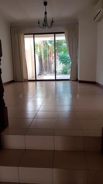 Tudor Close, Tudor Close, 4 Bedrooms, 3,400 sqft, Semi-Detached House For Rent, by Christine Koh, 24615865 - PropertyGuru.com.sg