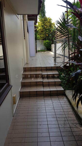 Tudor Close, Tudor Close, 4 Bedrooms, 3,400 sqft, Semi-Detached House For Rent, by Christine Koh, 24615865 - PropertyGuru.com.sg