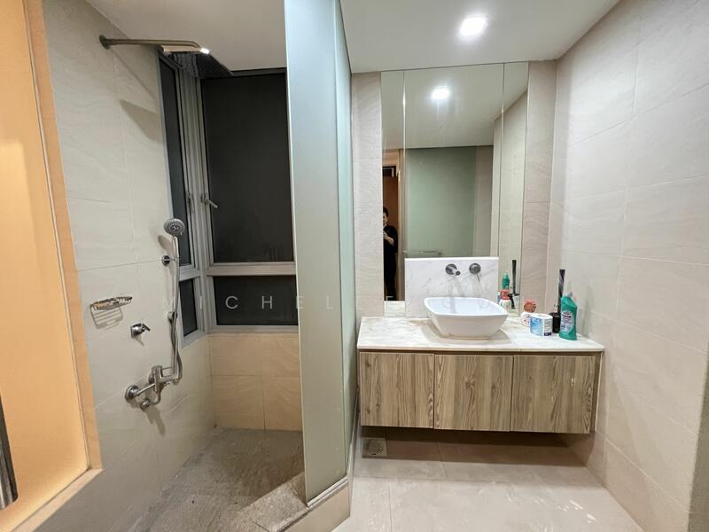 For Rent - The Lakeshore