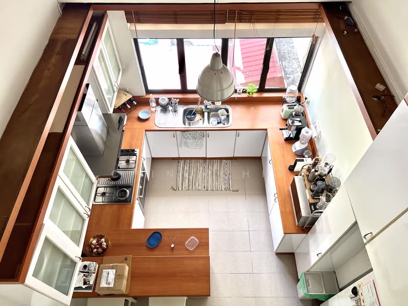 Zion Road Walk Up Apartment Opposite Great World City, Zion Road, 2 Bedrooms, 1,407 sqft, Walk-up Apartment For Sale, by Ching Chia, 24617698 - PropertyGuru.com.sg