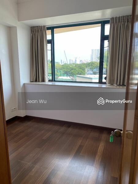 For Sale - Thomson 800