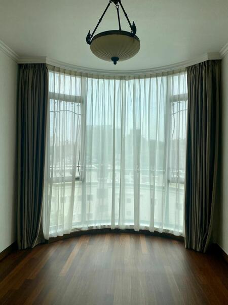 For Sale - Thomson 800