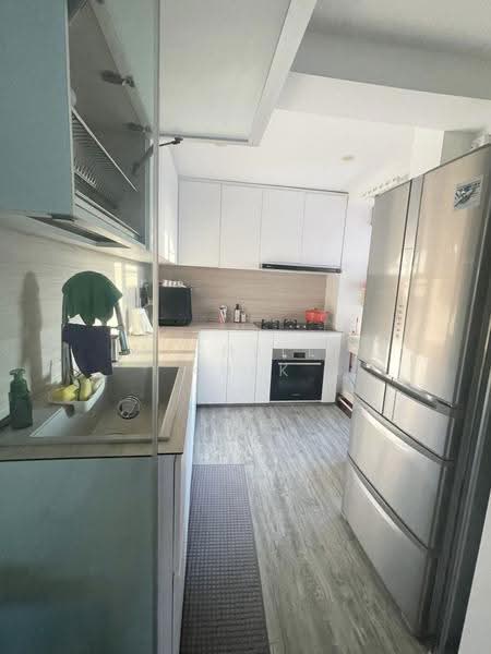 1 Queen's Road, 1 Queen's Road, Tanglin / Holland / Bukit Timah, 3 Bedrooms, 1,324 sqft, HDB Flat For Rent, by Michelle Kuek, 24619361 - PropertyGuru.com.sg