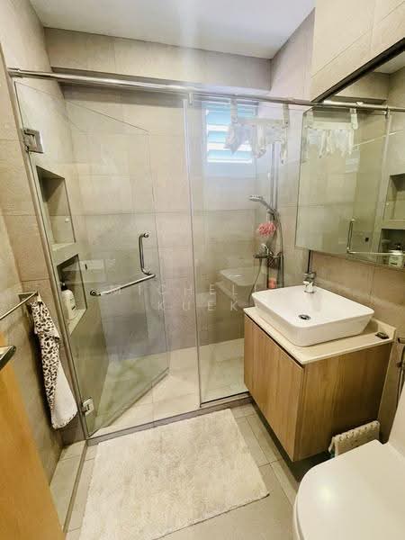 1 Queen's Road, 1 Queen's Road, Tanglin / Holland / Bukit Timah, 3 Bedrooms, 1,324 sqft, HDB Flat For Rent, by Michelle Kuek, 24619361 - PropertyGuru.com.sg