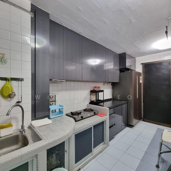 For Rent - 329 Bukit Batok Street 33