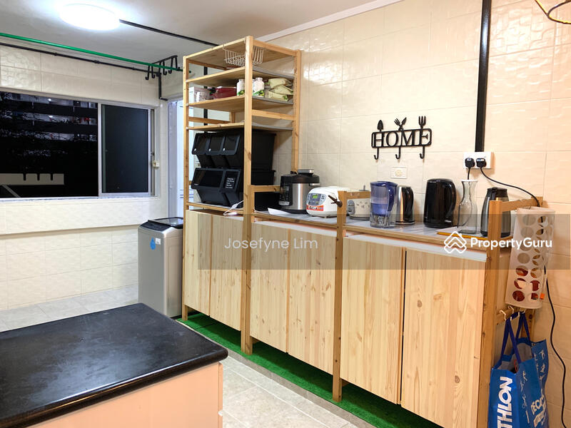 For Rent - 402 Hougang Avenue 10