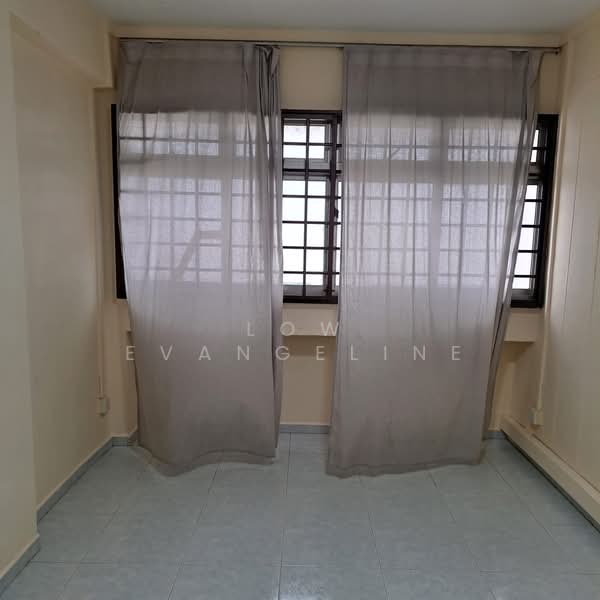 852 Jurong West Street 81, 852 Jurong West Street 81, Room Rental, 200 sqft, HDB Flat For Rent, by Evangeline Low, 24621921 - PropertyGuru.com.sg