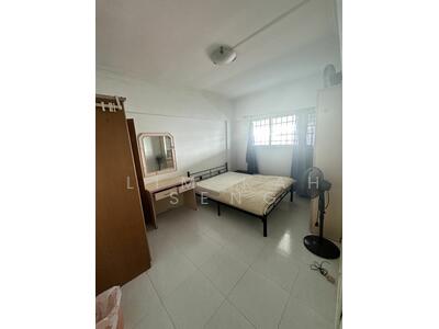 For Rent - 301 Hougang Avenue 5