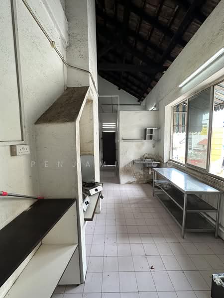 Geylang main road between lorong 34 and 32, , Studio, 1,150 sqft, Shophouse For Rent, by Penjamin Goh, 24625695 - PropertyGuru.com.sg