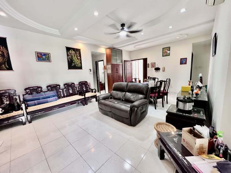 Villa De West, 385 Pasir Panjang Road, 3 Bedrooms, 1,378 sqft, Condominium For Rent, by Eric Leong M.Y., 24625757 - PropertyGuru.com.sg