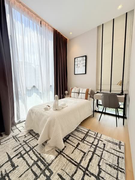 Sloane Residences, 17 Balmoral Road, 3 Bedrooms, 1,249 sqft, Condominium For Rent, by Polly Ning 甯麗雄, 24626146 - PropertyGuru.com.sg