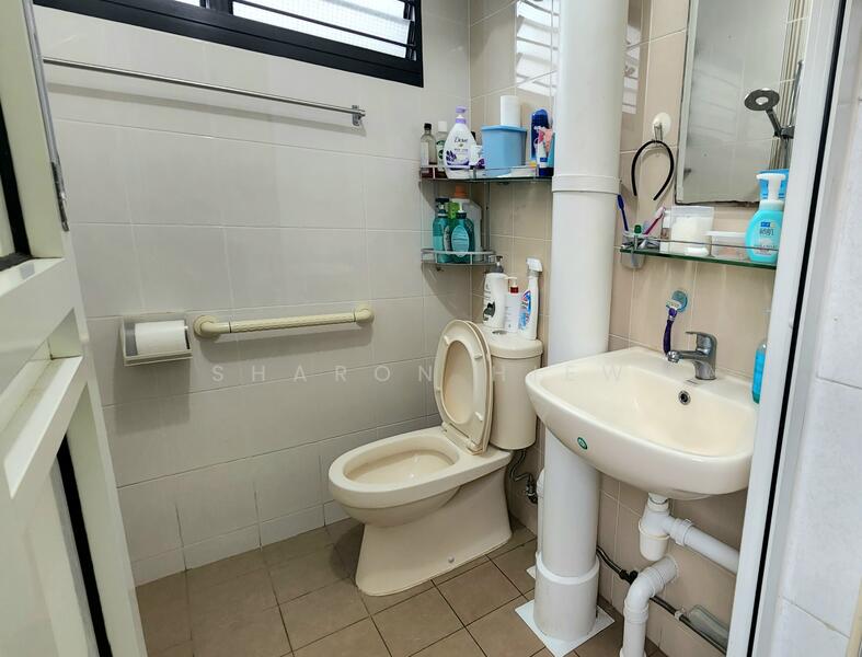 410 Bedok North Avenue 2, 410 Bedok North Avenue 2, 2 Bedrooms, 732 sqft, HDB Flat For Rent, by Sharon Hiew, 24626948 - PropertyGuru.com.sg