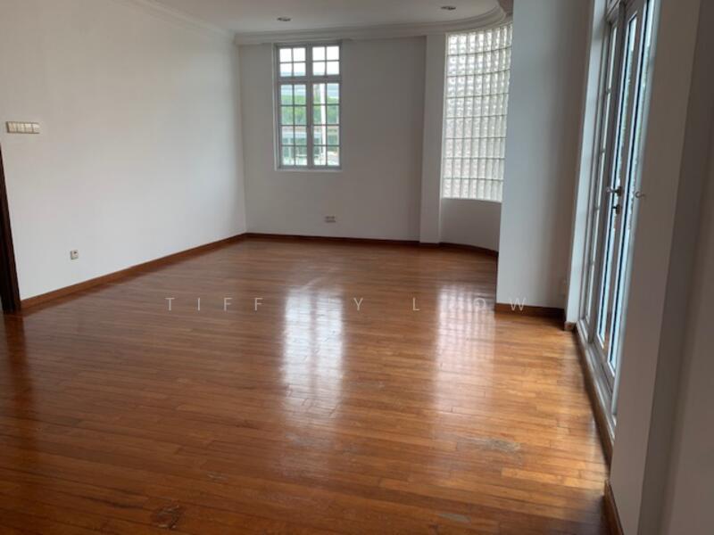*** 15M FRONTAGE!!! 2.5 STY SEMI-D NEAR BRIGHT HILL MRT, THOMSON PLAZA VICINITY, 6 Bedrooms, 4,500 sqft, Semi-Detached House For Sale, by Tiffany Leow, 24627047 - PropertyGuru.com.sg
