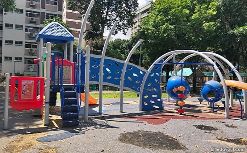 458 Tampines Street 42, 458 Tampines Street 42, Pasir Ris / Tampines, 3 Bedrooms, 904 sqft, HDB Flat For Rent, by Vanessa Chuah, 24627802 - PropertyGuru.com.sg