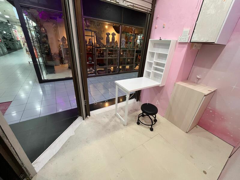 Orchard Towers, 400 Orchard Road, 60 sqft, Other Retail For Rent, by Jess Thia, 24628861 - CommercialGuru.com.sg