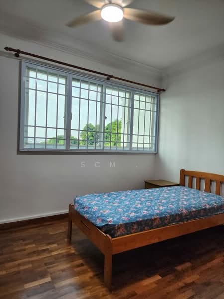 215 Serangoon Avenue 4, 215 Serangoon Avenue 4, 3 Bedrooms, 1,000 sqft, HDB Flat For Rent, by SCM ., 24629174 - 2nd Room - PropertyGuru.com.sg