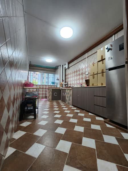 215 Serangoon Avenue 4, 215 Serangoon Avenue 4, 3 Bedrooms, 1,000 sqft, HDB Flat For Rent, by SCM ., 24629174 - Kitchen - PropertyGuru.com.sg