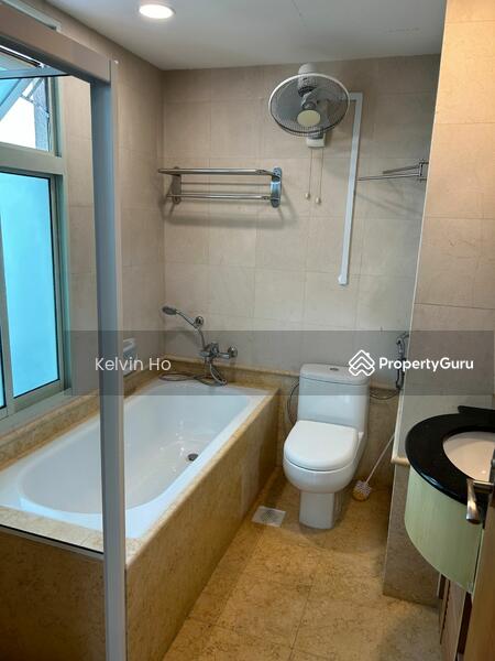 MBR #01: 30-Oct, Master Bedroom Ensuite, 1 or 2-pax, Queen-bed