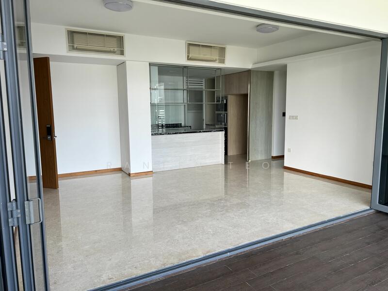 Watertown Condominium For Sale at S$ 2,500,000 | PropertyGuru Singapore