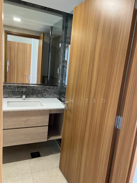 Watertown Condominium For Sale at S$ 2,500,000 | PropertyGuru Singapore