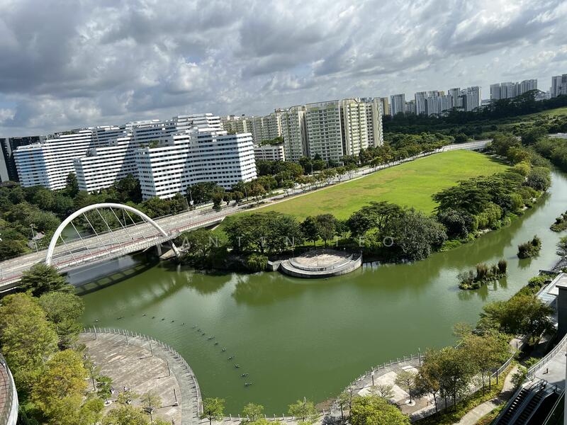 Watertown Condominium For Sale at S$ 2,500,000 | PropertyGuru Singapore