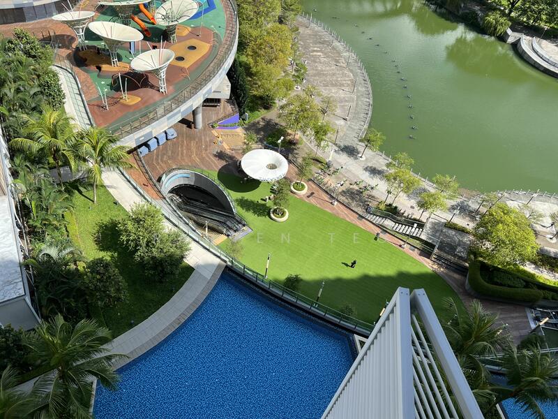 Watertown Condominium For Sale at S$ 2,500,000 | PropertyGuru Singapore