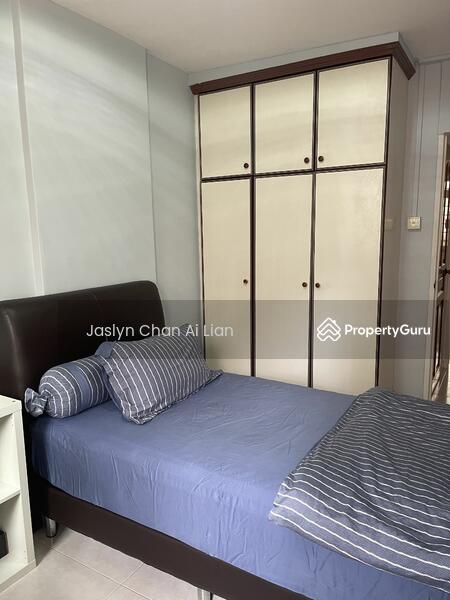For Rent - 305 Tampines Street 32
